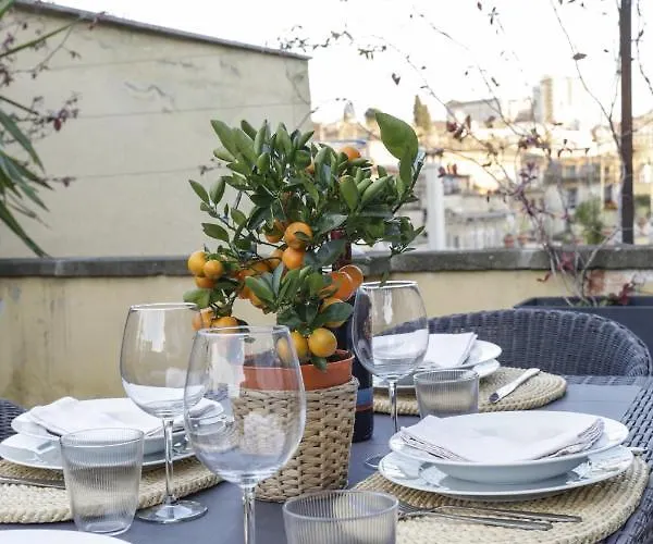 Your Prestigious Penthouse At The Spanish Steps *