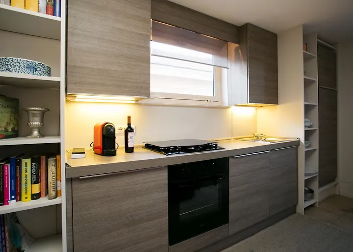 Your Prestigious Penthouse At The Spanish Steps Rome